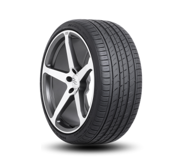 Nexen NFERA AU7